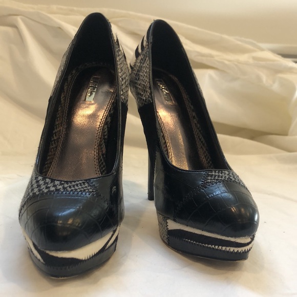 Wild Pairs, multi pattern heels - Picture 3 of 9